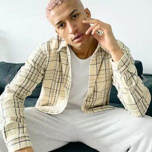 PULL & BEAR - coozy flanel type blouse - sizee M (relaxed fit)